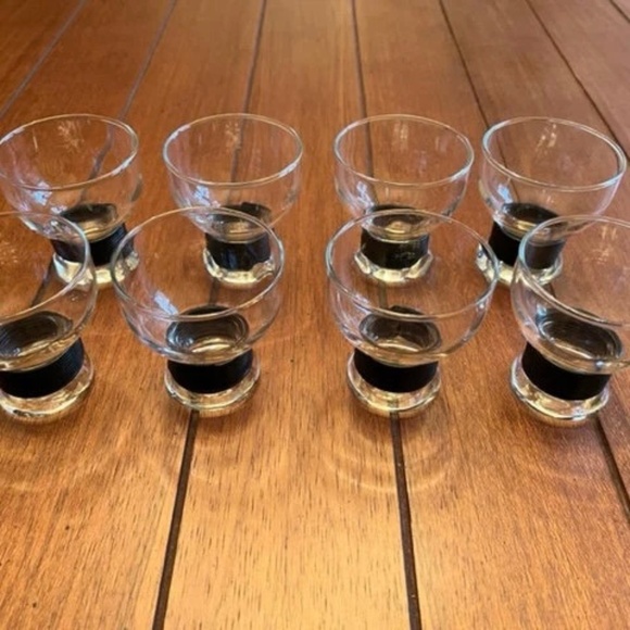 Shot/Whisky Glasses-set of 8 Mid-Century Modern - Picture 1 of 16